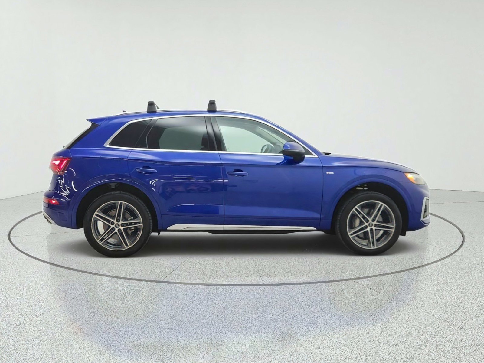 Used 2024 Audi Q5 e Premium Plus w/ Premium Plus Package AWD/4WD image 4