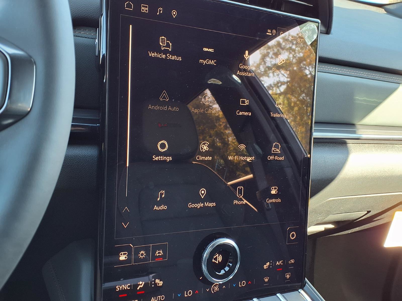 New 2027 GMC Terrain AT4 AWD/4WD image 3
