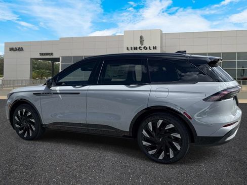 New 2026 Lincoln Nautilus Reserve w/ Jet Appearance Package AWD/4WD image 5