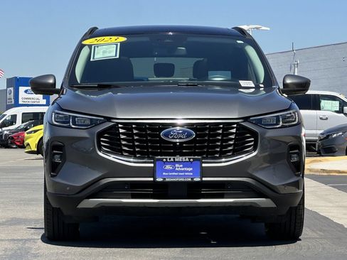 Certified 2023 Ford Escape SE w/ PHEV Premium Package FWD image 8