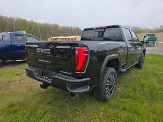 New 2026 GMC Sierra 2500 Denali Ultimate w/ Max Trailering Package AWD/4WD video 3