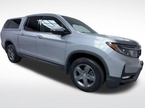 Used 2023 Honda Ridgeline RTL-E image 2