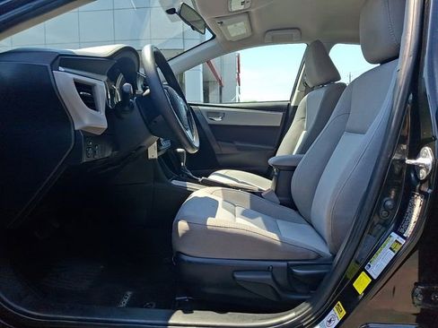 Used 2016 Toyota Corolla LE FWD image 14