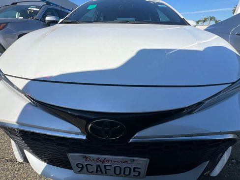 Used 2022 Toyota Corolla XSE FWD image 12