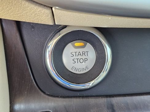 Used 2020 Nissan Murano Platinum AWD/4WD image 25