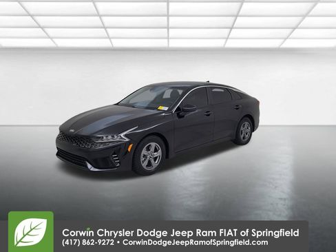 Used 2021 Kia K5 LXS image 7