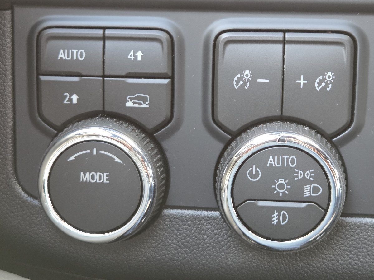 New 2026 Chevrolet Tahoe High Country AWD/4WD image 7