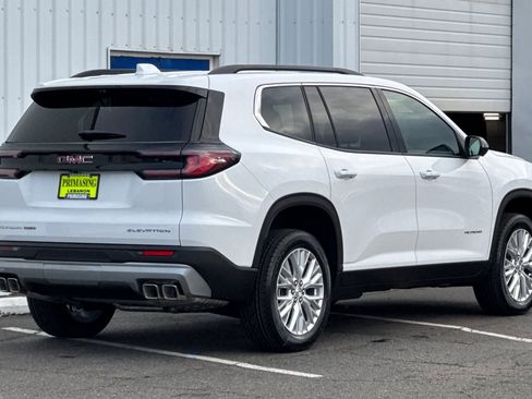 New 2026 GMC Acadia Elevation w/ Elevation Premium Package AWD/4WD image 4