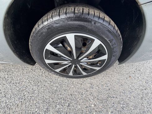 Used 2011 Nissan Sentra 2.0 S FWD image 4