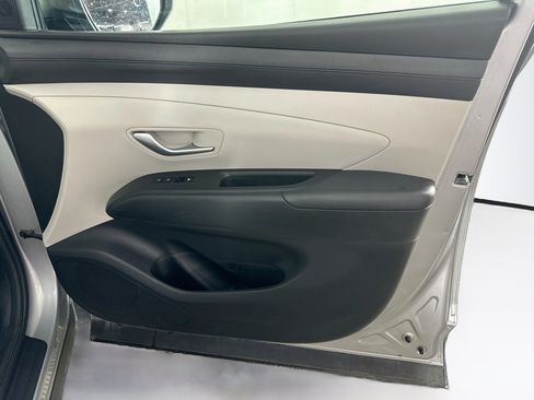 Used 2025 Hyundai Tucson SEL AWD/4WD image 32