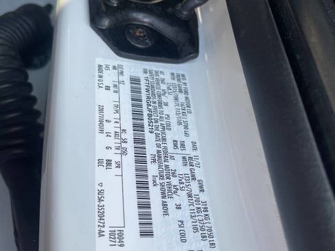 Used 2018 Ford F150 Raptor w/ Equipment Group 802A Luxury image 44