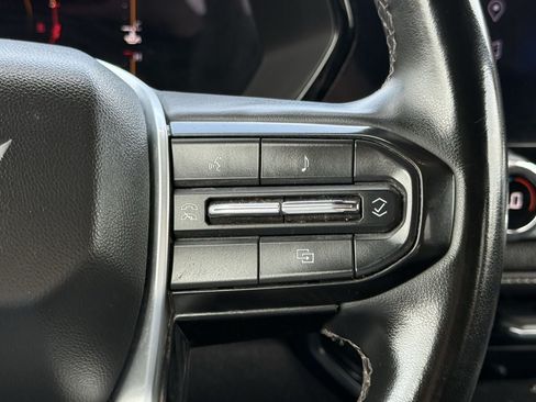 Used 2023 Chevrolet Colorado LT w/ LT Convenience Package RWD image 14