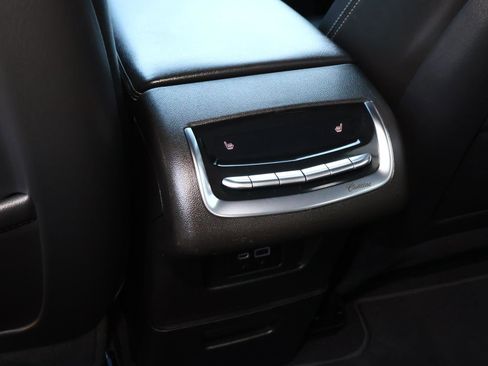 Certified 2023 Cadillac XT6 Sport w/ Technology Package image 18