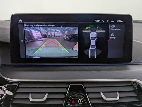 Certified 2022 BMW 530i xDrive w/ M Sport Package image 24