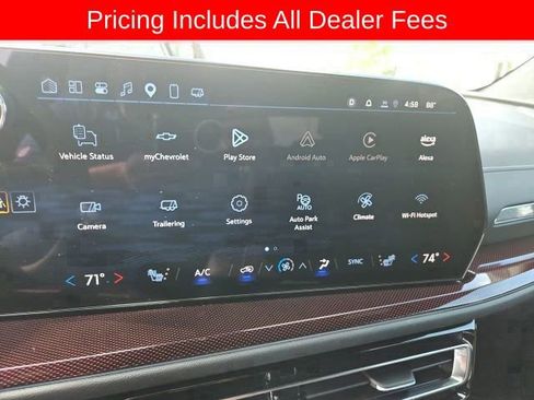 Used 2025 Chevrolet Traverse Z71 w/ Enhanced Driving Package AWD/4WD image 12