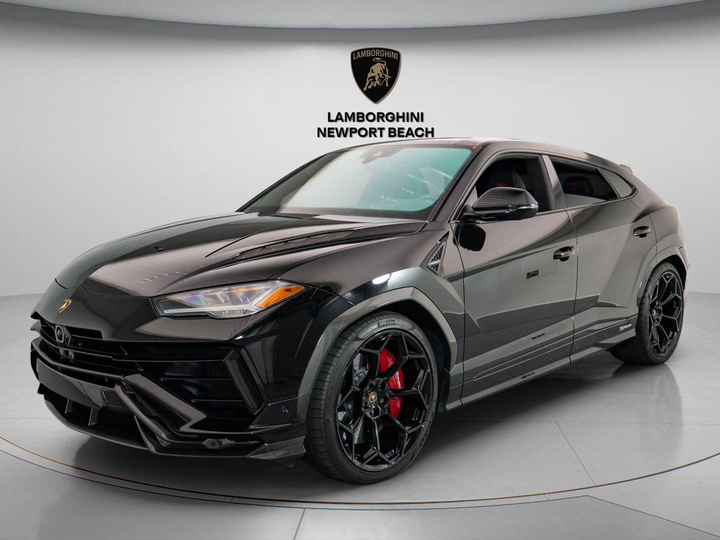 Used 2023 Lamborghini Urus Performante AWD/4WD image 3