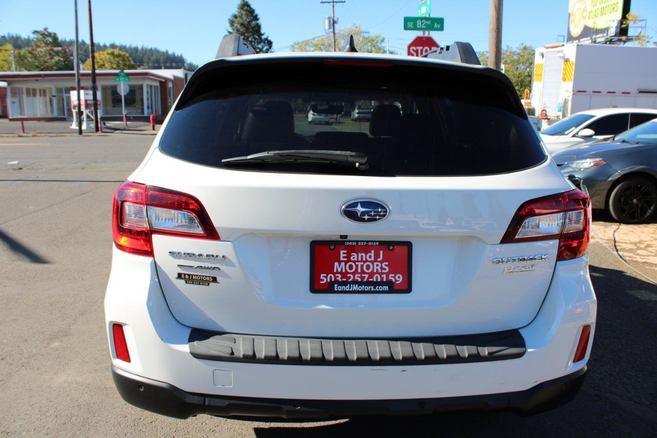 Used 2017 Subaru Outback 2.5i Limited AWD/4WD image 6