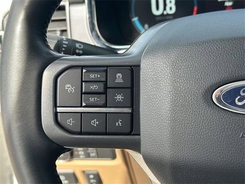 Used 2022 Ford F150 Lariat image 13