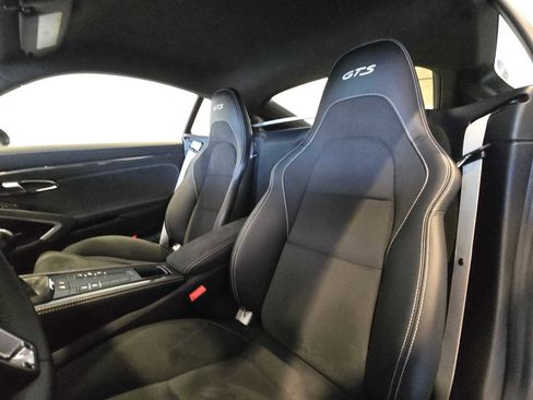 Used 2024 Porsche 718 Cayman GTS RWD image 5