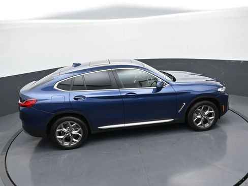Used 2025 BMW X4 xDrive30i w/ Premium Package image 36