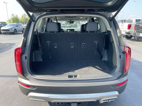 Used 2021 Kia Telluride EX w/ EX Premium Package FWD image 17