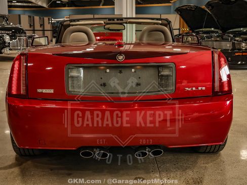 Used 2005 Cadillac XLR RWD image 55