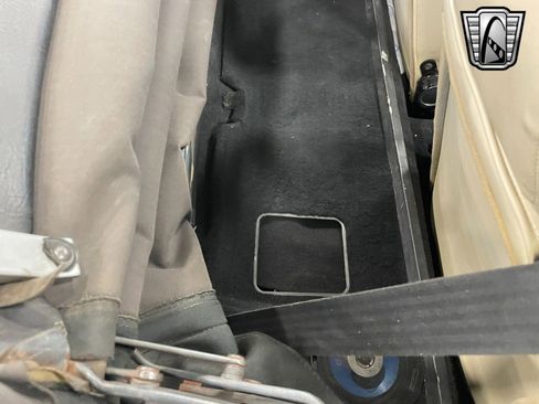 Used 1991 Alfa Romeo Spider Veloce image 21