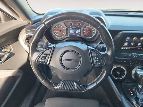 Used 2020 Chevrolet Camaro LT image 12