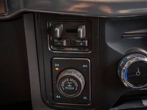 New 2025 Ford F150 Lariat w/ Equipment Group 501A Mid image 26