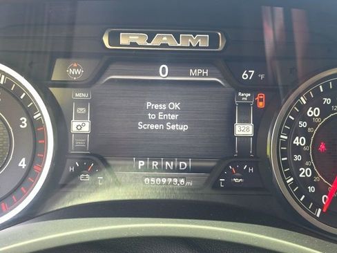 Used 2024 RAM 2500 Laramie AWD/4WD image 28