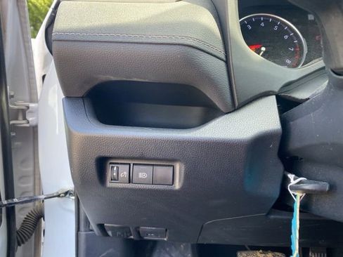 Used 2019 Toyota RAV4 LE image 23