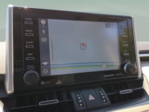 Used 2019 Toyota RAV4 Limited w/ Limited Grade Weather Package AWD/4WD image 21