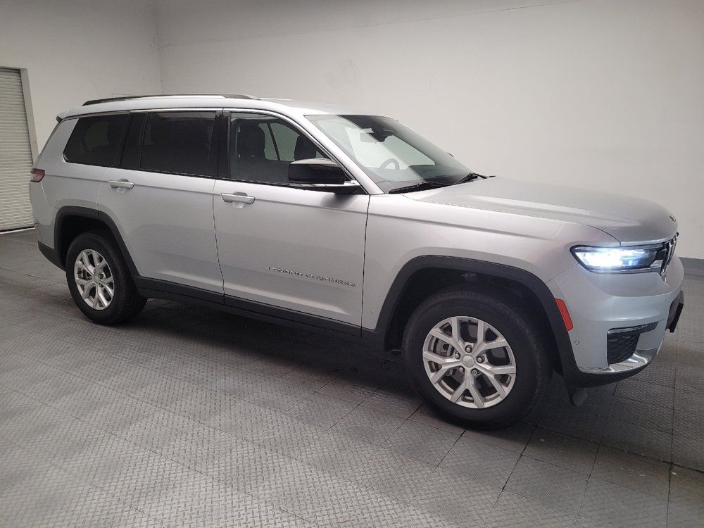 Used 2023 Jeep Grand Cherokee L Limited w/ Luxury Tech Group II AWD/4WD image 11