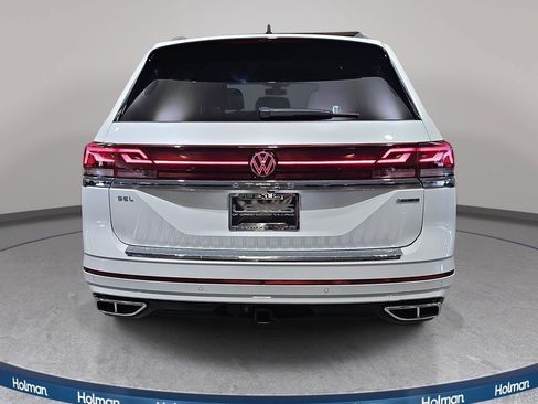 Used 2024 Volkswagen Atlas SEL Premium R-Line AWD/4WD image 7
