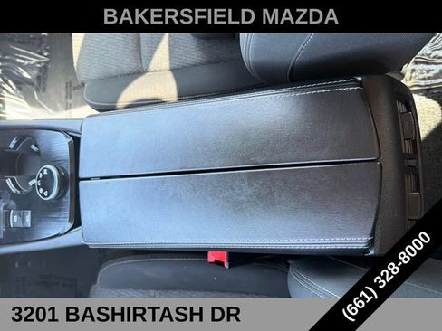 Used 2025 Nissan Rogue SV AWD/4WD image 23