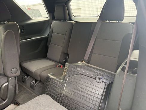 Certified 2023 Chevrolet Traverse LT w/ LPO, Floor Liner Package image 14