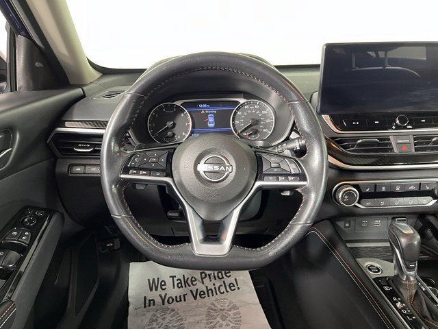 Used 2024 Nissan Altima 2.5 SR w/ SR Premium Package FWD image 17