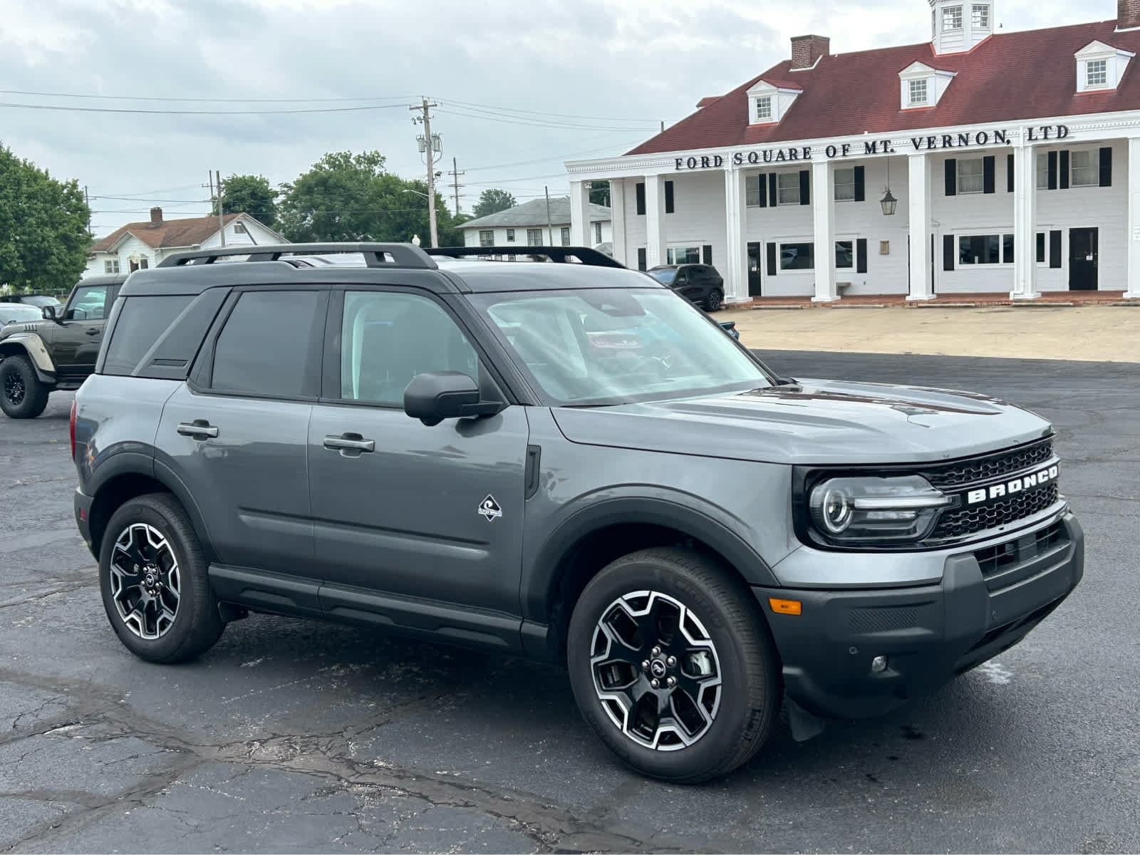 Used 2025 Ford Bronco Sport Outer Banks w/ Outer Banks Tech Package+ AWD/4WD image 4