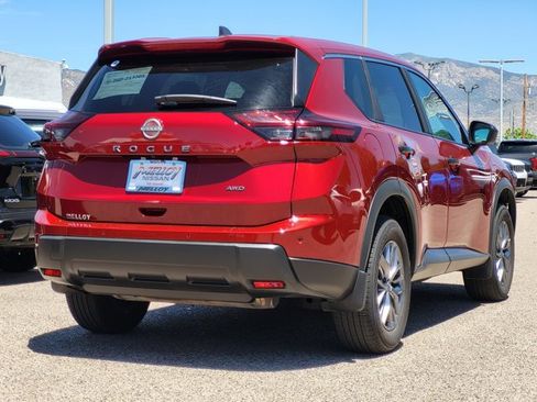 Certified 2026 Nissan Rogue S AWD/4WD image 5