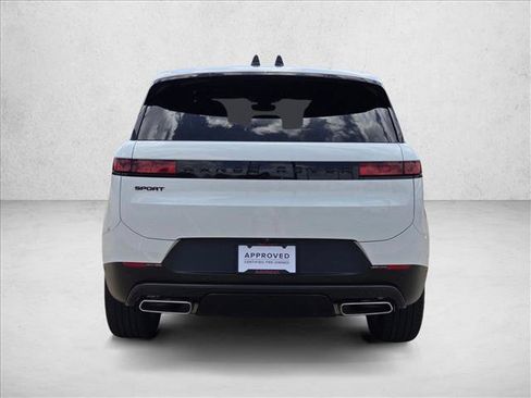 Used 2025 Land Rover Range Rover Sport SE AWD/4WD image 7