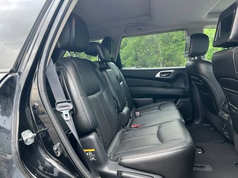 Used 2013 Nissan Pathfinder Platinum w/ Platinum Premium Pkg AWD/4WD image 14
