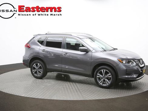 Used 2019 Nissan Rogue SV w/ Premium Package image 50
