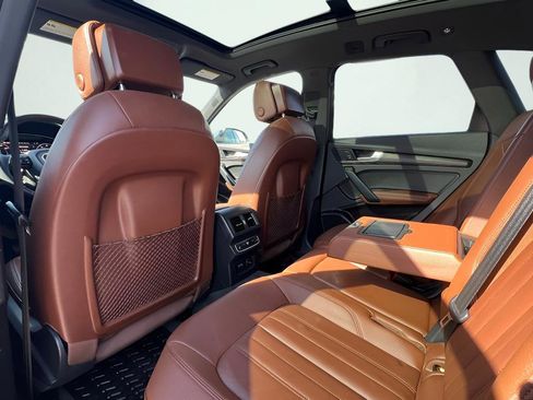 Used 2020 Audi Q5 e Prestige image 17