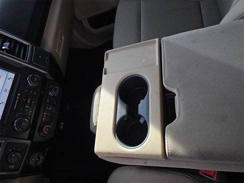 Used 2019 Ford F150 XLT w/ Trailer Tow Package image 25