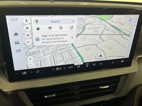 Used 2025 Ford Explorer ST-Line w/ ST-Line Street Pack image 14