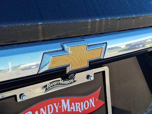 Used 2023 Chevrolet Traverse LT FWD image 32