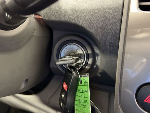 Used 2017 Nissan Frontier SL w/ Moonroof Package image 26