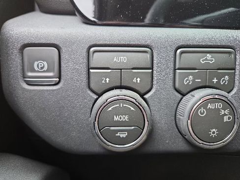 New 2026 Chevrolet Silverado 1500 LT AWD/4WD image 45