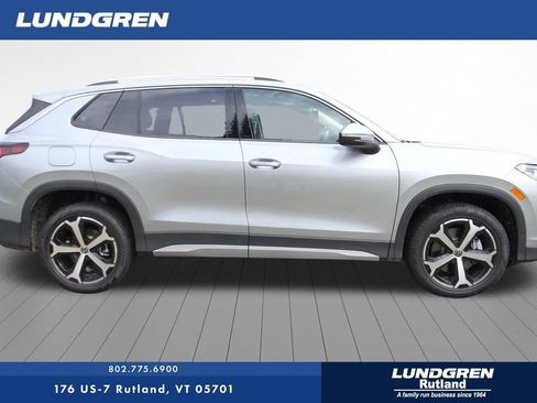 New 2026 Volkswagen Tiguan SE AWD/4WD image 3