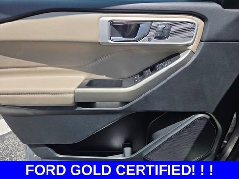 Certified 2022 Ford Explorer Limited w/ Equipment Group 301A RWD image 31